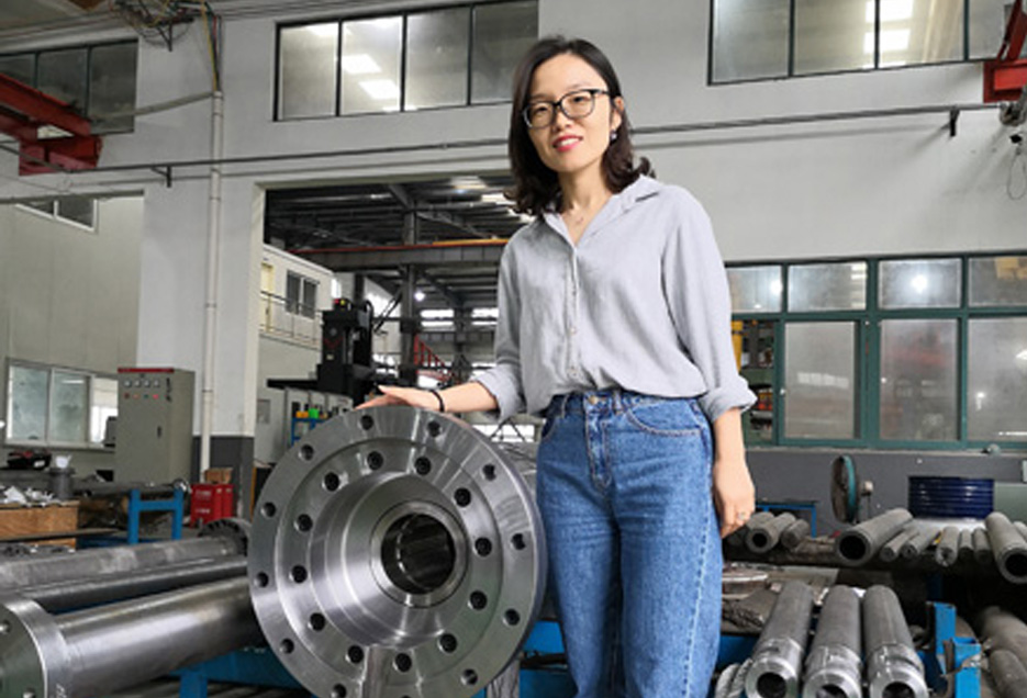 EJS sărbătorește sărbătoarea muncii